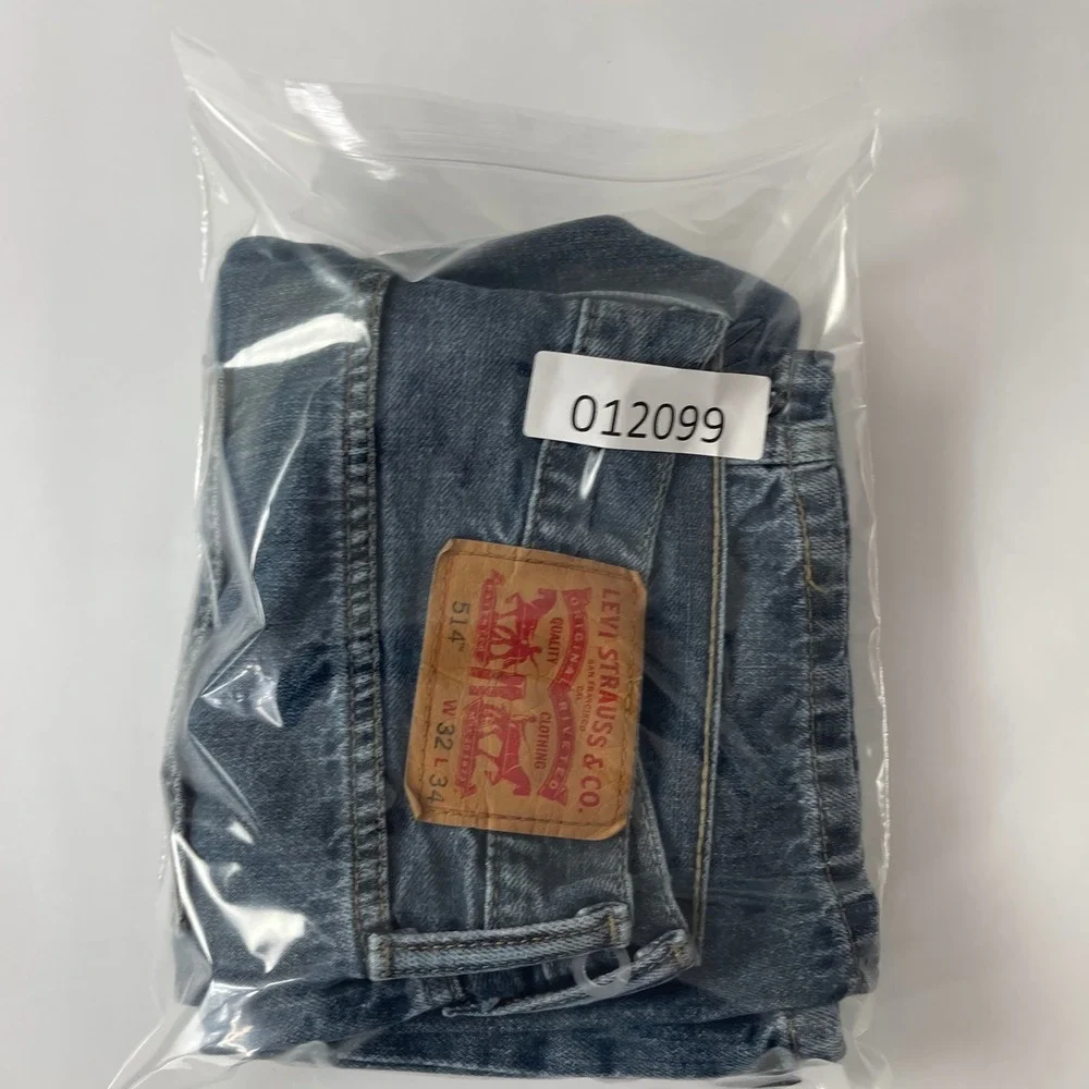 Levis Jeans Mens 32x34 Blue 514 Straight Fit Medium Wash Denim Casual Workwear